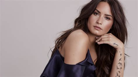 demi lovato wallpaper|43,361 Demi Lovato Photos & High Res Pictures .